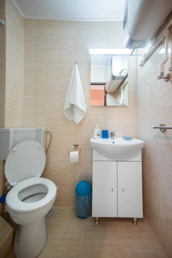 Garsonierele Alexandru Apartment Saturn Luaran gambar