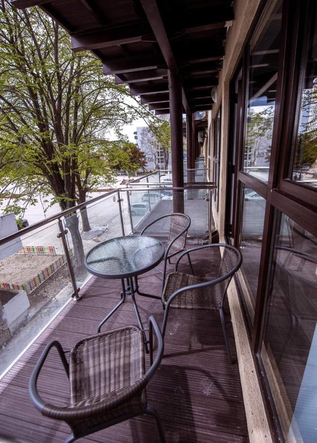 Garsonierele Alexandru Apartment Saturn Luaran gambar