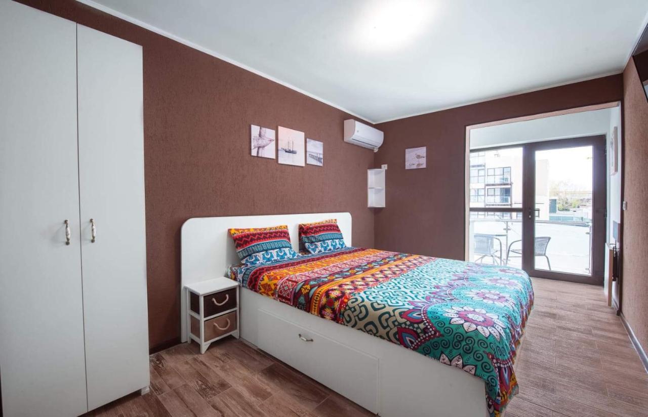Garsonierele Alexandru Apartment Saturn Luaran gambar