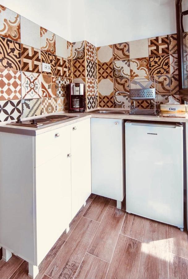 Garsonierele Alexandru Apartment Saturn Luaran gambar